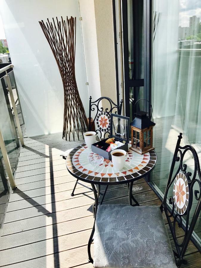 Bright Apartment Near Akropolis Wilno Zewnętrze zdjęcie